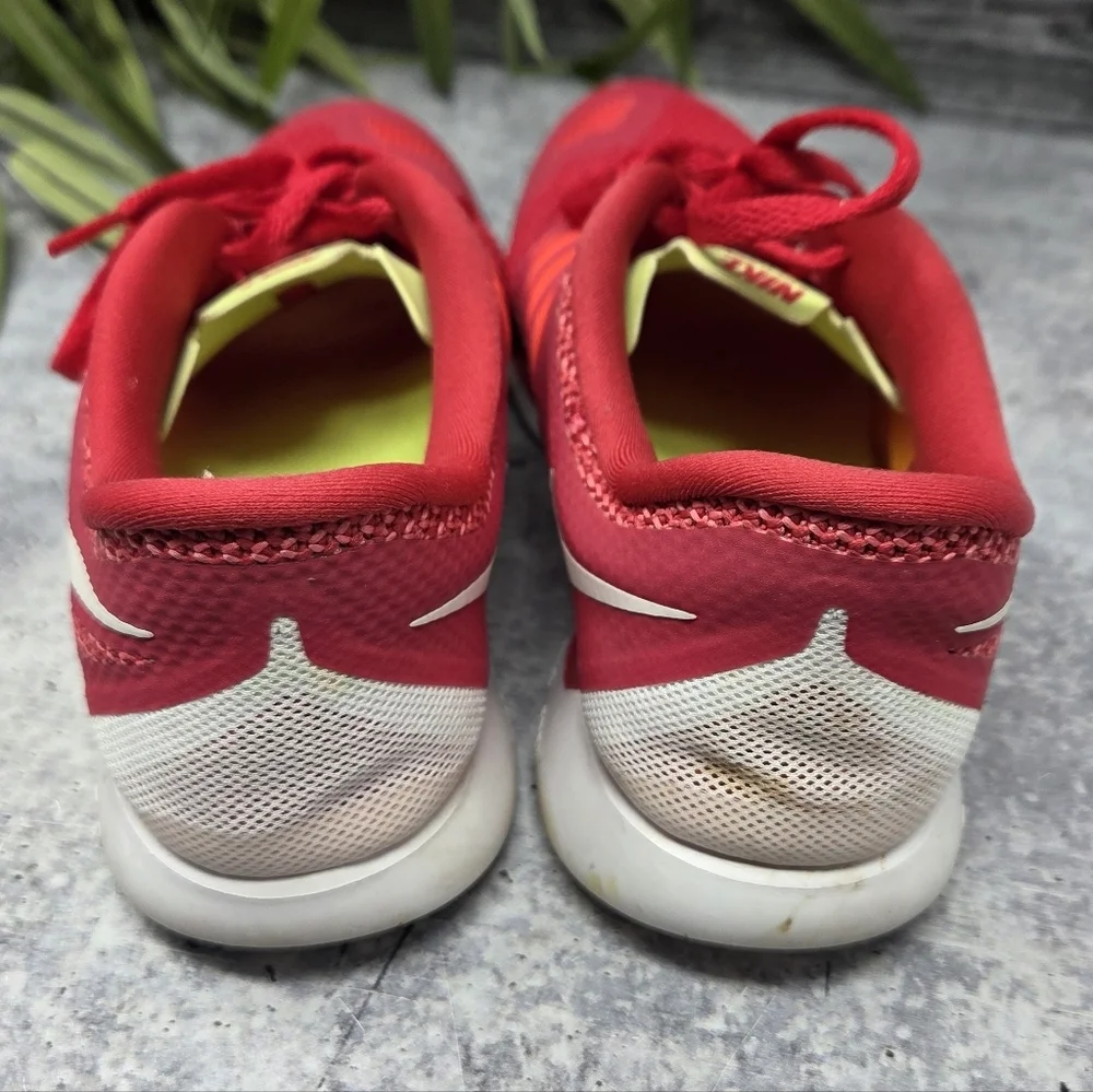 Nike Free 5.0 Red Yellow Orange Lightweight Mesh Upper Running Shoes Size 9.5